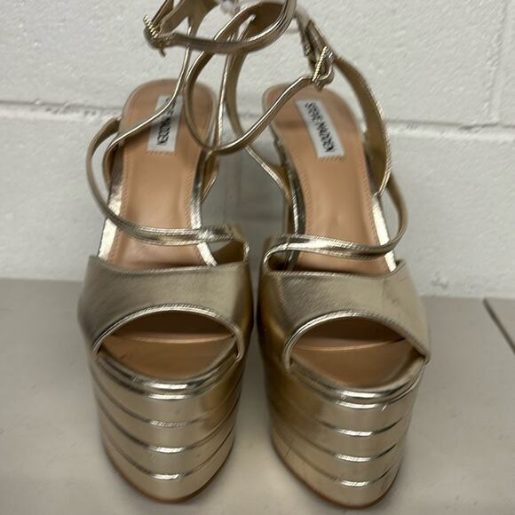 New Steve Madden Larssa Pump gold Platform Heel sz 9.5 sexy stripper pleasure - Picture 5 of 8